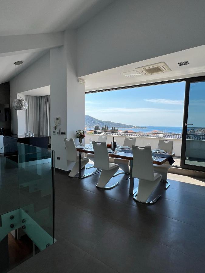 Luxury Laurus Penthouse With Awesome Sea View Apartamento Primošten Exterior foto