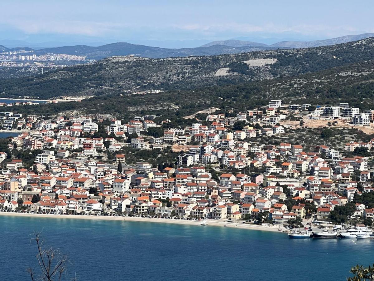 Luxury Laurus Penthouse With Awesome Sea View Apartamento Primošten Exterior foto