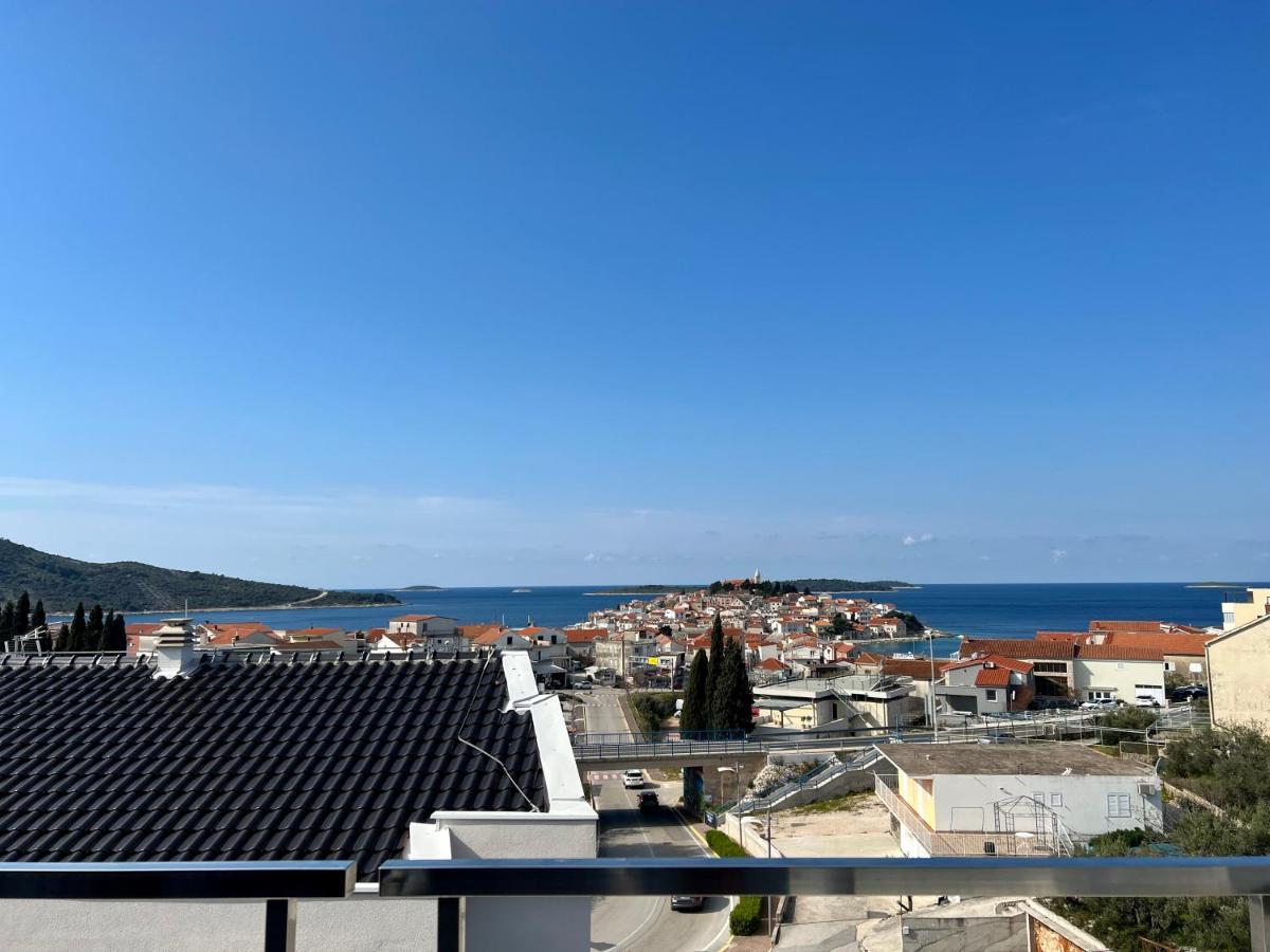 Luxury Laurus Penthouse With Awesome Sea View Apartamento Primošten Exterior foto
