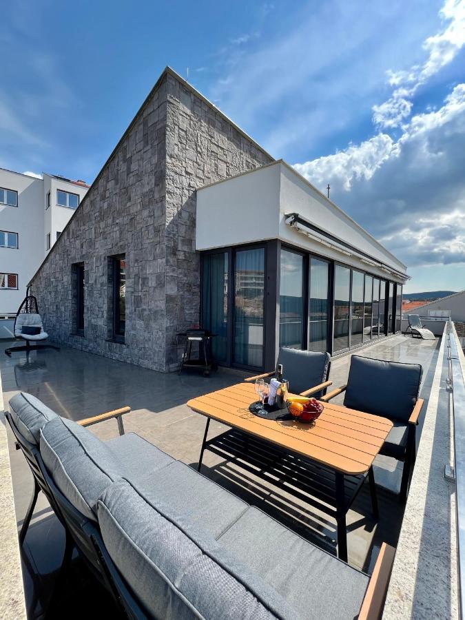 Luxury Laurus Penthouse With Awesome Sea View Apartamento Primošten Exterior foto